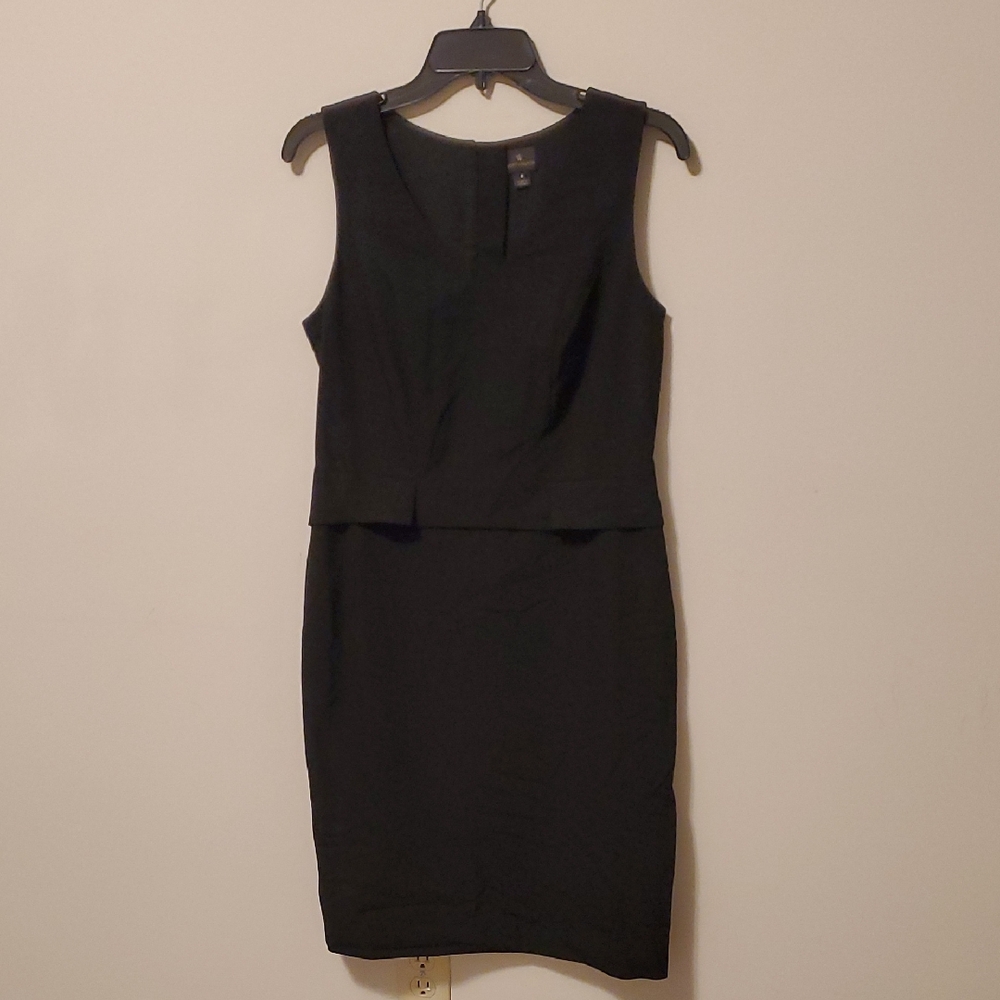 Elegant Black Sleeveless Dress